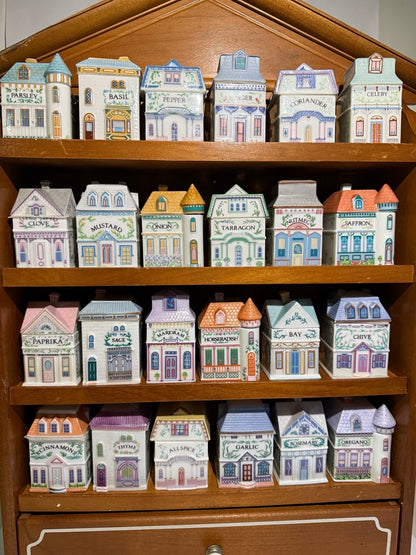 ✨ 1989 Lenox Porcelain Spice Village with 24 Jars and Wooden Rack – Original Set ✨